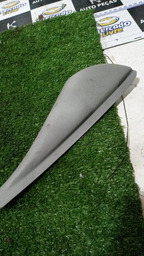 ACABAMENTO DO RETROVISOR DIANTEIRO DIREITO DO PICASSO 2005