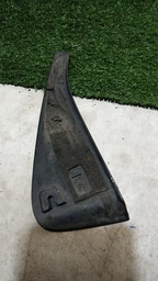 ACABAMENTO TRASEIRO ESQUERDO PICASSO 2004