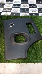 MOLDURA DA CAIXA DE FUSÍVEL MEGANE 2012 COM BURACO