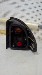 LANTERNA TRASEIRA ESQUERDA RENAULT LAGUNA