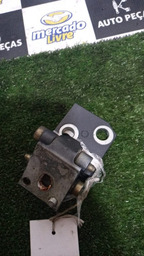 Dobradiça Da Porta Traseira Direita Xsara Picasso 2001 A 04