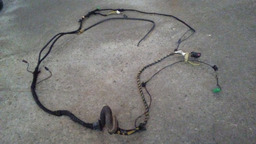 CHICOTE TAMPA DO PORTA MALAS CITROEN C4 ORIGINAL