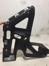 SUPORTE PARA CHOQUE TRASEIRO LADO DIREITO MEGANE 2010