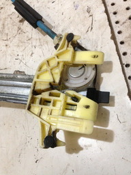 MAQUINA DE VIDRO ELÉTRICO TRASEIRA ESQUERDA PICASSO COM MOTO