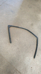 BORRACHA DA CALHA DO VIDRO DIANTEIRA ESQUERDA C4 CACTUS 2020