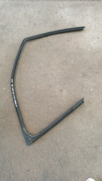 BORRACHA DA CALHA DO VIDRO DIANTEIRA ESQUERDA C4 CACTUS 2020