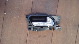 MAÇANETA INTERNA DIANTEIRA DIREITA CITROEN C3 AIR CROSS 