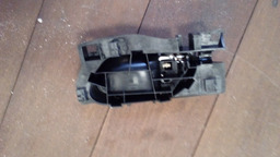 MAÇANETA INTERNA DIANTEIRA DIREITA CITROEN C3 AIR CROSS 