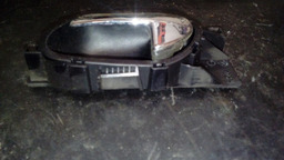 MAÇANETA INTERNA TRASEIRA ESQUERDA CITROEN C3 AIR CROSS 