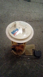 BOMBA COMBUSTIVEL XSARA PICASSO 1.6 16V  AVARIADA PARA PECAS