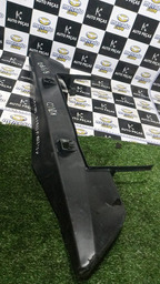 Moldura Inferior Do Radiador Kwid 2018 Com Detalhes