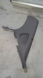 ACABAMENTO PORTA MALAS LADO DIREITO RENAULT MEGANE 03/05