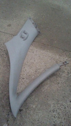 ACABAMENTO COLUNA TRASEIRA DIREITA PORTA MALAS XSARA PICASSO