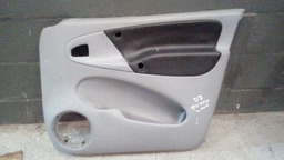 FORRO DE PORTA TRASEIRO DIREITO XSARA PICASSO 1.6 16V