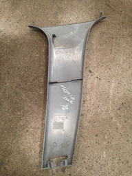 ACABAMENTO COLUNA LATERAL LADO ESQUERDO XSARA PICASSO ORIGIN