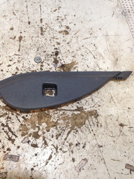 ACABAMENTO LATERAL PAINEL LADO DIREITO XSARA PICASSO 