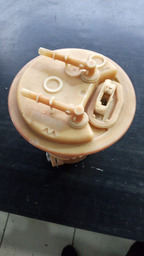 Bomba De Combustivel Completa S/ Boia Citroen C4 Original