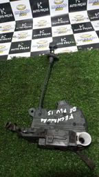 MAÇANETA DIANTEIRA ESQUERDA RENAULT FLUENCE 2015