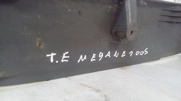 SOLEIRA DE PORTA TRASEIRA ESQUERDA RENAULT MEGANE 03/05