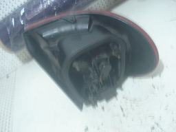 Lanterna Traseira Direita Renault Megane 2003 Pequena Avaria