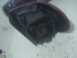 LANTERNA TRASEIRA DIREITA RENAULT MEGANE 2003 PEQUENA AVARIA