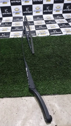 Braço Do Limpador Do Lado Direito Partner 2003