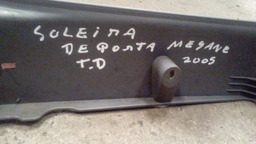 Soleira De Porta Traseira Direita Renault Megane 03/05