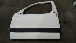 Porta Esquerda Peugeot Partner 2003 Sem O Friso Preto