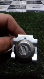 ESTOJO DA CHAVE DA PORTA DIANTEIRA ESQUERDA KWID 2018 