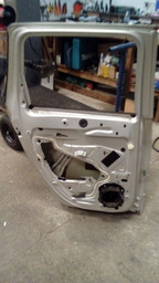 PORTA TRASEIRA ESQUERDA C3 AIR CROSS 2013 AVARIADO SEM FRISO