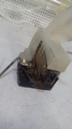 FECHADURA TRASEIRO DIREITA RENAULT MEGANE 03/05