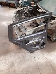 PORTA TRASEIRA ESQUERDA RENAULT CLIO 1.0 8V 2000