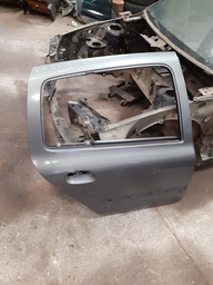 PORTA TRASEIRA DIREITA RENAULT CLIO 1.0 8V 2000