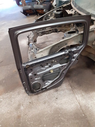 PORTA TRASEIRA DIREITA RENAULT CLIO 1.0 8V 2000