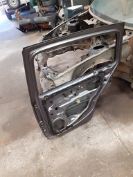 PORTA TRASEIRA DIREITA RENAULT CLIO 1.0 8V 2000