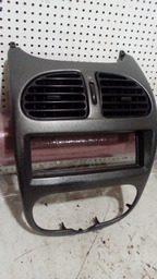 MOLDURA CENTRAL COM DIFUSOR PEUGEOT 206 *UNIDADE