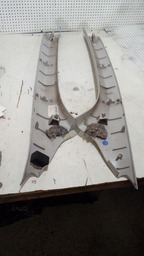 PAR ACABAMENTO COLUNA DIANTEIRO PEUGEOT 308 2012