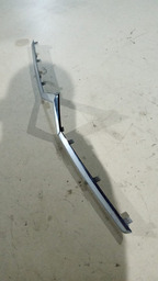 EMBLEMA SÍMBOLO DA GRADE DO PARA CHOQUE C4 PALLAS