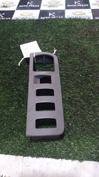 MOLDURA BOTÃO ILUMINAÇÃO TCS PORTA-MALA C/ BASE FLUENCE 2015