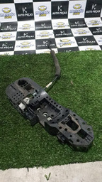 SUPORTE MAÇANETA RENAULT FLUENCE 2015 DIANTEIRA DIREITA