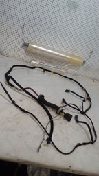 CHICOTE PORTA MALAS PEUGEOT 208