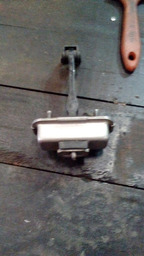 LIMITADOR DE PORTA DIANTEIRO DIREITO PEUGEOT 208