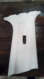 MOLDURA CENTRAL COLUNA LATERAL DIANTEIRO DIREITO PEUGEOT 208