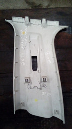 MOLDURA CENTRAL COLUNA LATERAL DIANTEIRO DIREITO PEUGEOT 208