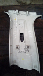 MOLDURA CENTRAL COLUNA LATERAL DIANTEIRO DIREITO PEUGEOT 208