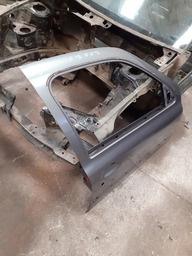 PORTA DIANTEIRA DIREITA RENAULT CLIO 1.0 8V 2000