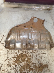 CHAPA MOLDURA PROTEÇÃO COLETOR ESCAPAMENTO SCENIC 1.6 2001
