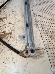 MAQUINA VIDRO ELÉTRICO DIANTEIRO DIREITO PICASSO SEM MOTOR