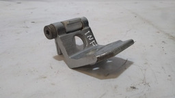 DOBRADIÇA INFERIOR PORTA DIANTEIRA ESQUERDA PEUGEOT 207 2009