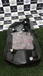 ACABAMENTO DA TAMPA DO PORTA-MALAS DO KWID 2018